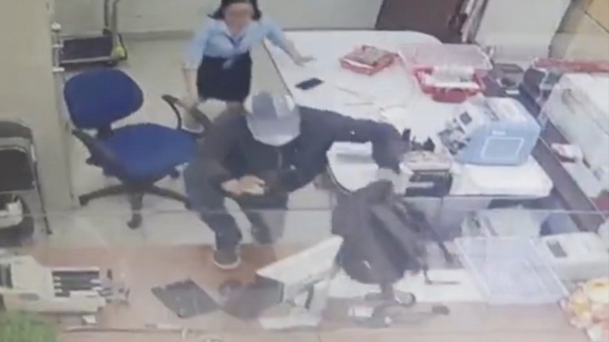Truy bắt đối tượng dùng súng cướp ngân hàng tại Lâm Đồng